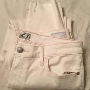 Abercrombie white jeans Sz 8 R super skinny